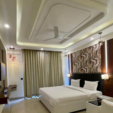 Hotel Maple Tree - Near Ekana Cricket Stadium - Lucknow Exteriör bild