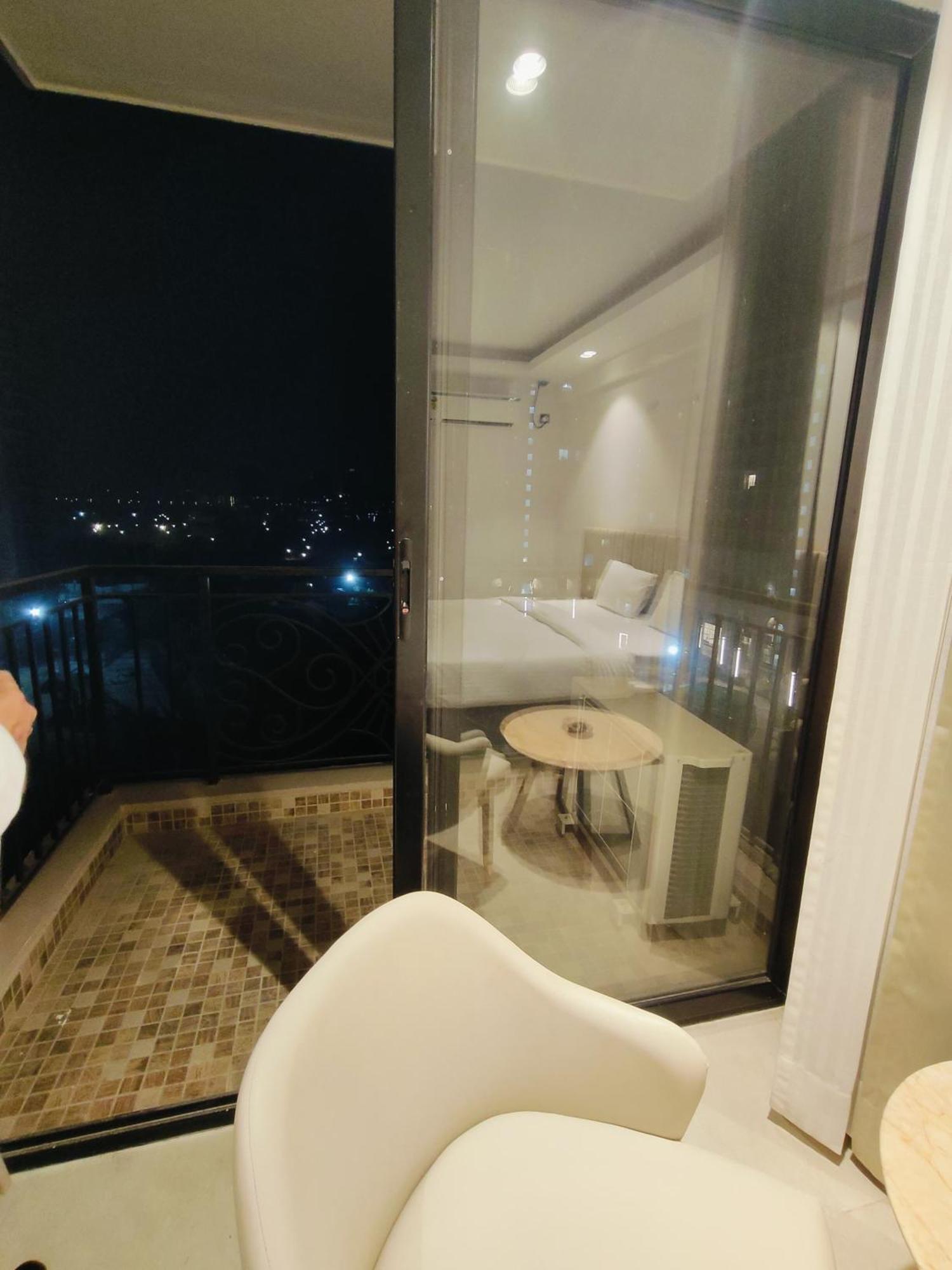 Hotel Maple Tree - Near Ekana Cricket Stadium - Lucknow Exteriör bild
