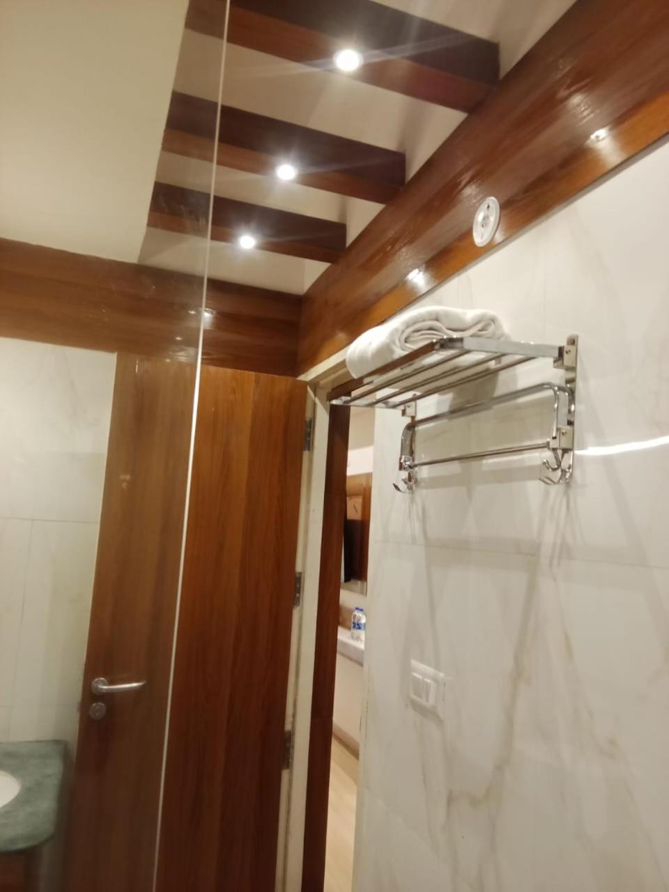 Hotel Maple Tree - Near Ekana Cricket Stadium - Lucknow Exteriör bild