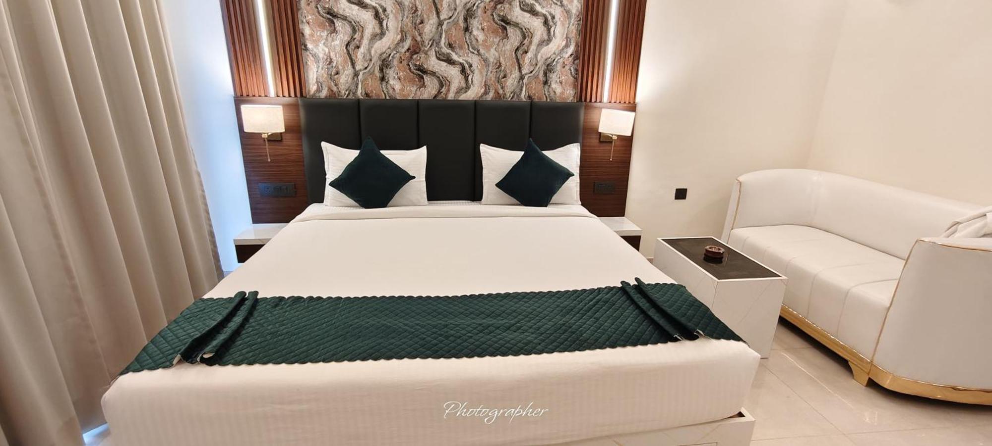 Hotel Maple Tree - Near Ekana Cricket Stadium - Lucknow Exteriör bild